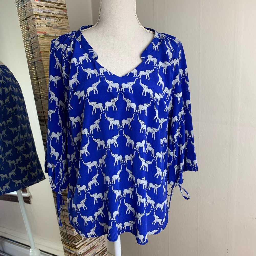 ⭐️Gemma Elephant print blouse 100% silk blouse M